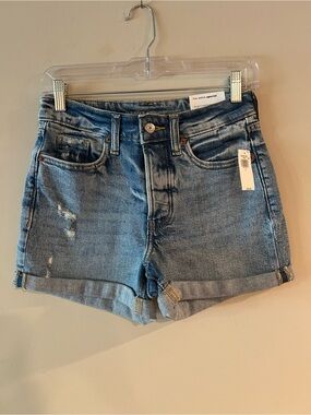 Old Navy High-Rise Light Blue Jeans